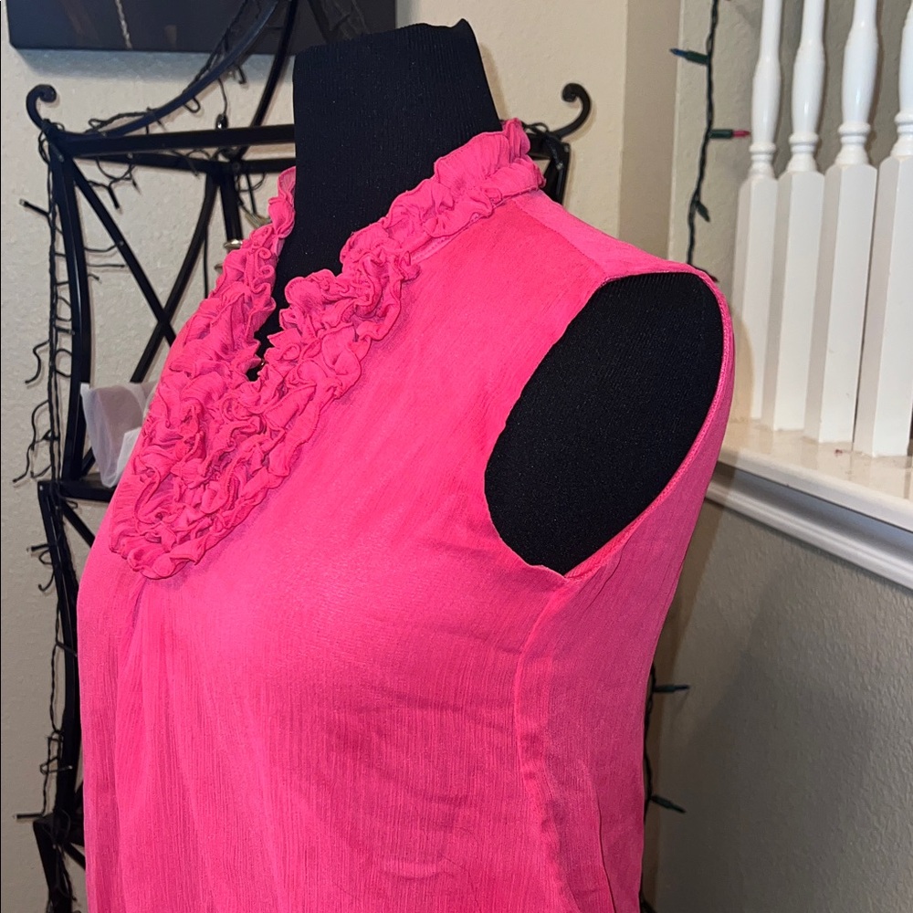 Chic Pink Ruffled Blouse - Picture 6 of 8